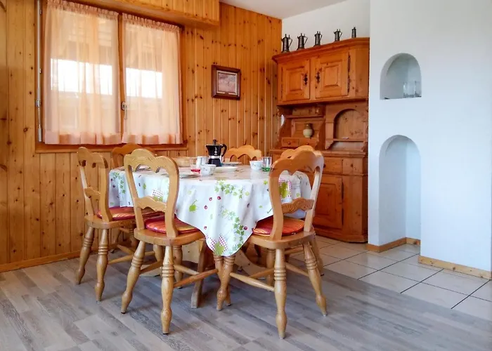 Apartament Eaux-vives 202 By Interhome
